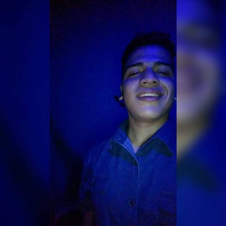 A la escena se hicieron presentes allegados a la víctima, quienes optaron por no dar declaraciones. 