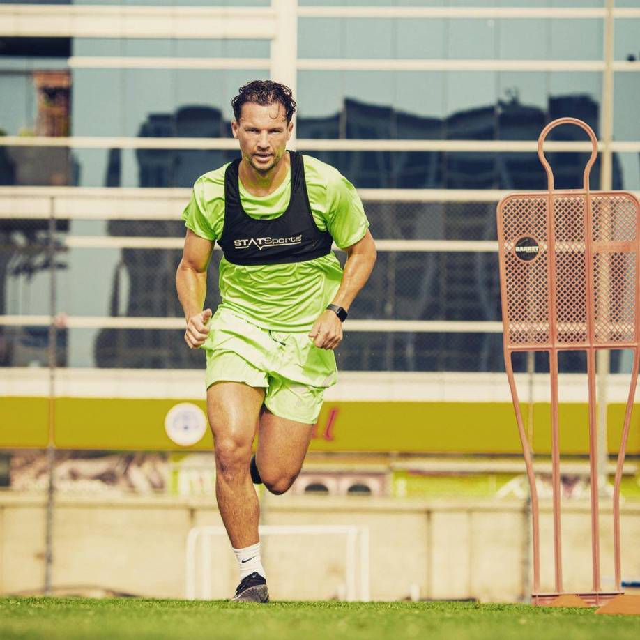 La última camiseta que defendió fue la del Reading, pero antes había estado en el Burnley, Aston Villa y el Kasimpasa de Turquía. Tras estar en esos clubes, su contrato expiró con Chelsea y determinó retirarse.