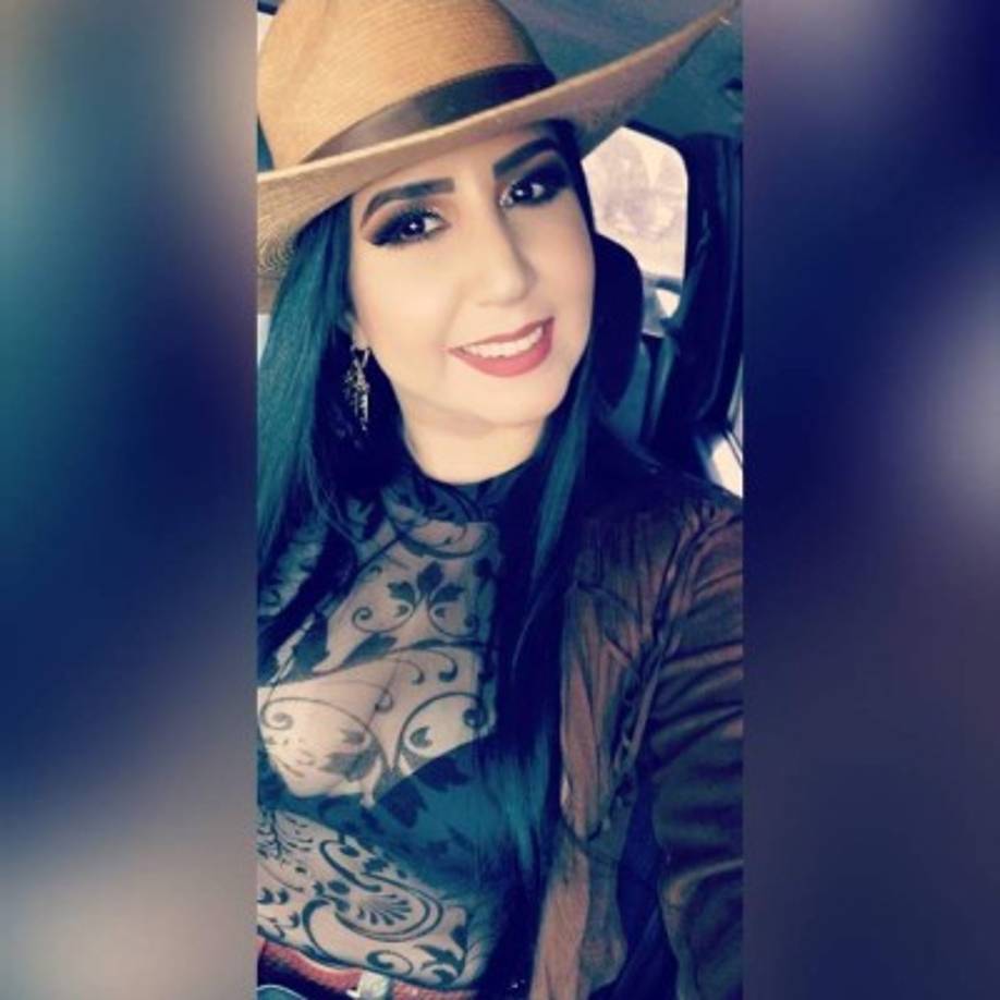 Zoé María vive actualmente en Nicaragua. 'Vivo fuera de mí país, soy hondureña, pero criada en Nicaragua. Ambos países me gustan mucho, podría decir que la mitad de mi corazón vive en Honduras y la otra mitad en Nicaragua'.