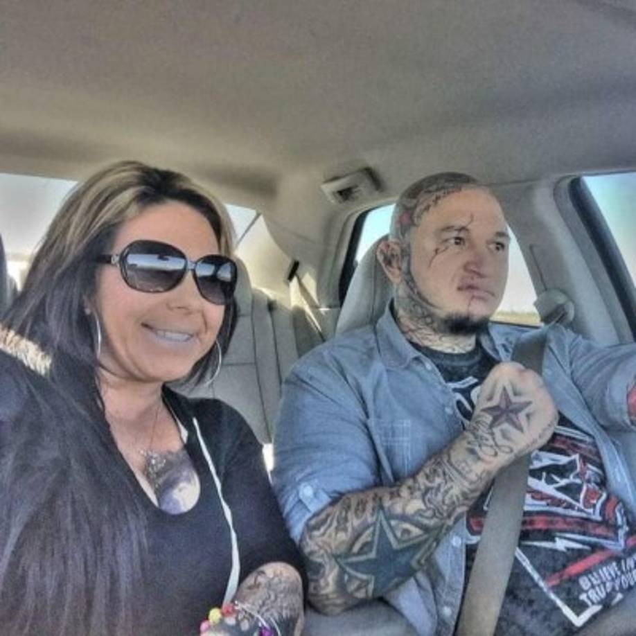 La esposa de Ernesto, Janna Babs, también cambió su apellido de casada a Trump.