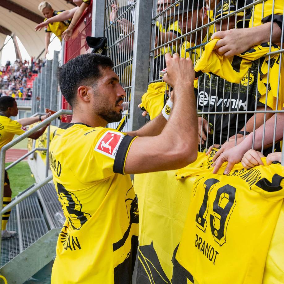 El Borussia Dortmund confirmó la renovación de Emre Can hasta 2026. El experimentado centrocampista continuará jugando en Alemania.
