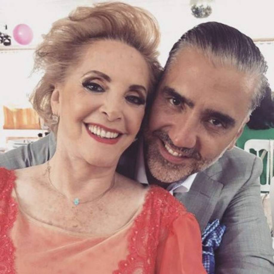 Alejandro Fernández- MarÍa del Refugio Abarca Villaseñor<br/>