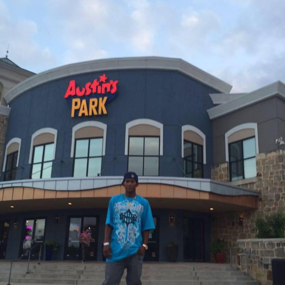 Su familia necesita ayuda para que su cuerpo sea repatriado a su país natal. 