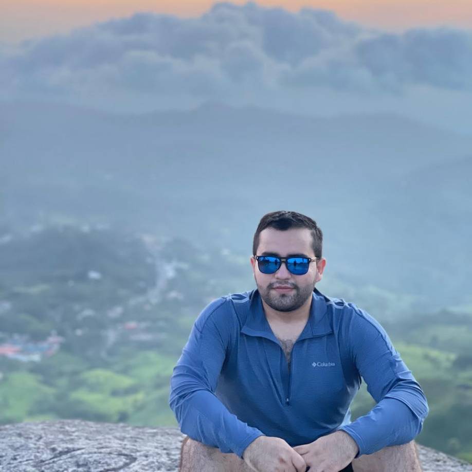 El automóvil fue encontrado rápidamente, pero de su cuerpo no habían rastros.