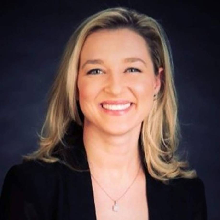 Ana Liss afirmó que el político le besó la mano y le preguntó si tenía novio durante una reunión.