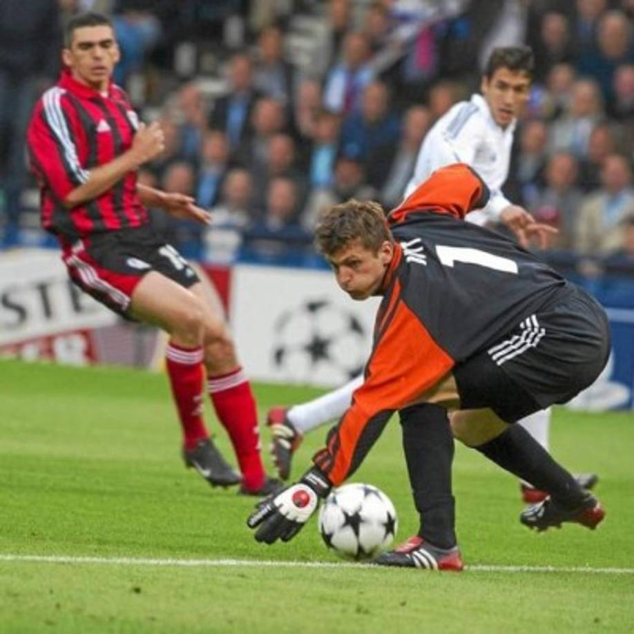 Su gol en la conquista de la Novena Copa de Europa. Marcó el primero ante el Bayer Leverkusen, el 15 de mayo de 2002. 'Fue un gol de pillo, aprovechando el saque (de banda) de Roberto Carlos', recuerda.
