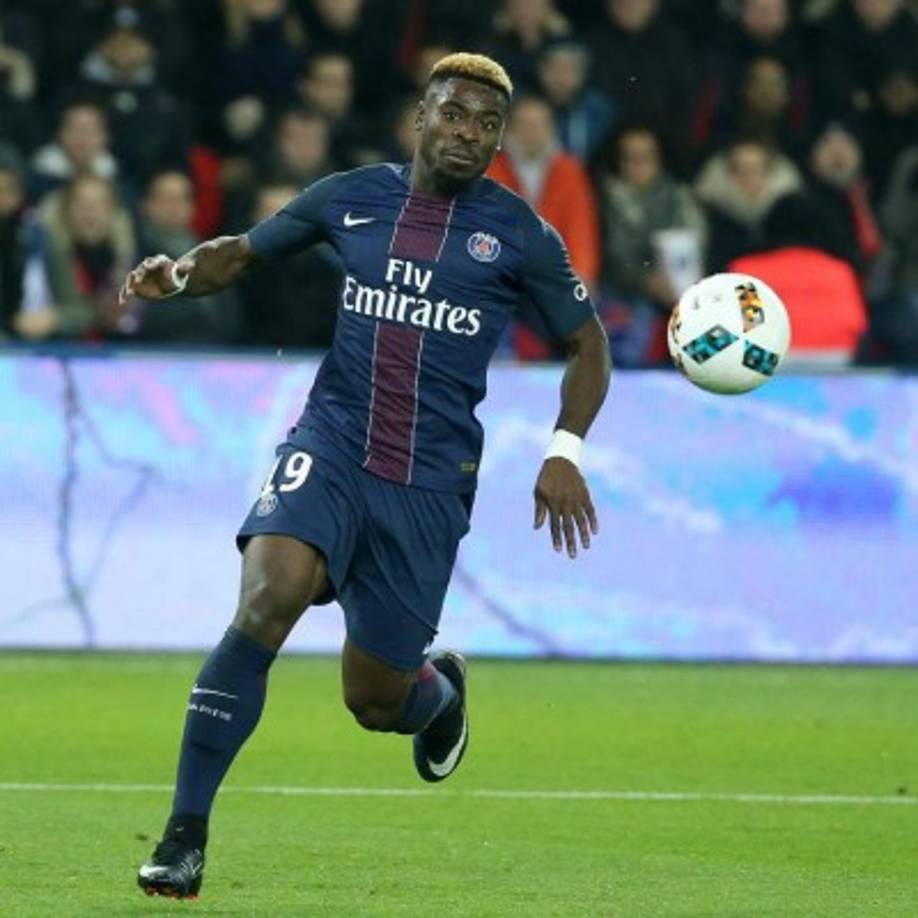 Según Sky Sports, el Tottenham y el PSG han llegado a un acuerdo por el lateral Serge Aurier. El traspaso podía hacerse oficial en las próximas horas y rondaría los 25 millones de euros. El jugador ya habría pasado el reconocimiento médico.