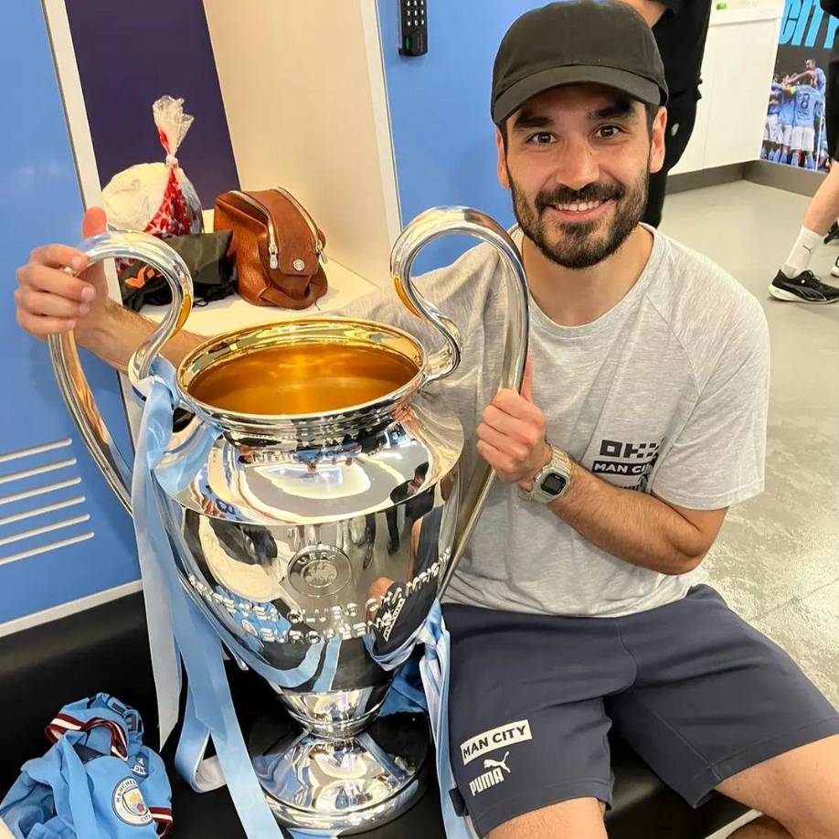 İlkay Gündoğan: Es el capitán del Manchester City y para sorpresa de muchos apunta para irse del cuadro inglés.