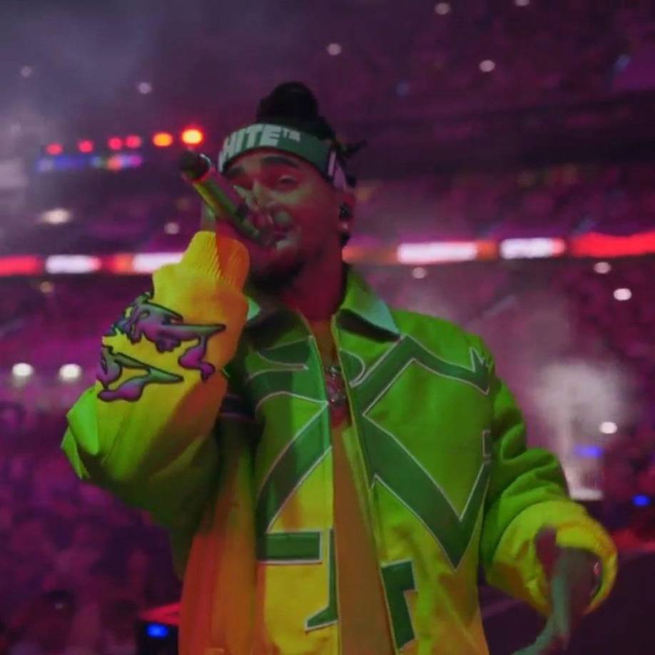 El reguetonero puertorriqueño Ozuna fue otra de las sorpresas de la noche y puso a bailar a todos.