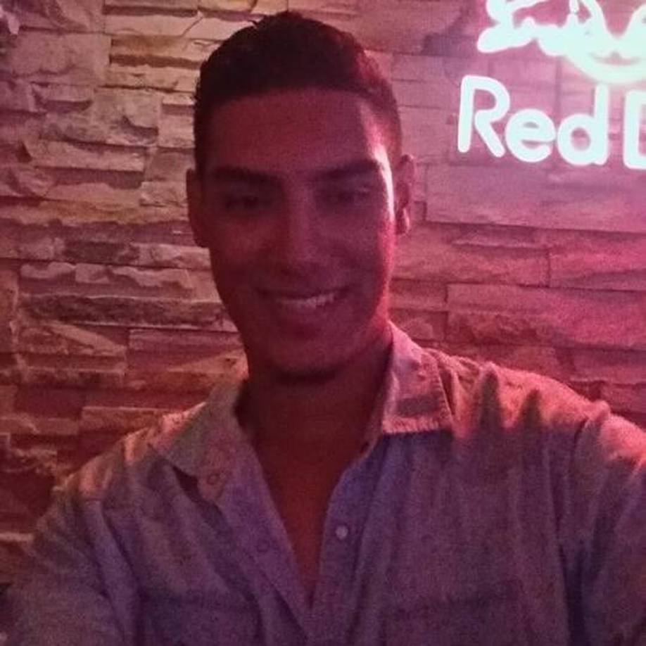 En las redes sociales el caso de Kevin se ha viralizado y sus amigos claman porque se pueda levantar de esa camilla en que se encuentra.