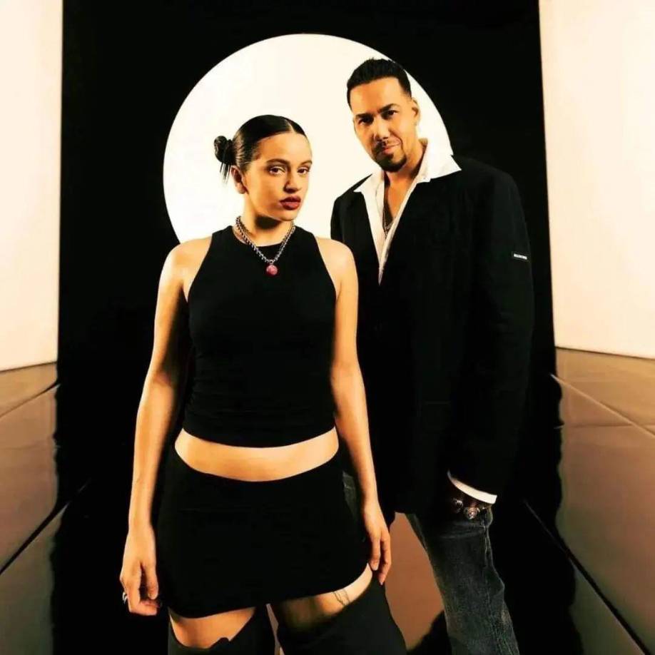 Ha hecho muchas colaboraciones: Romeo se ha asociado con mucha gente de ambos mercados, desde Marc Anthony, Rosalía, Thalía, Enrique Iglesias hasta Usher , Drake , Nicki Minaj y P Diddy . Nunca perdió su sonido esencial al formar equipo con alguno de estos artistas, al contrario, los ha presentado en temas de bachata e incluso los ha hecho cantar en español. 