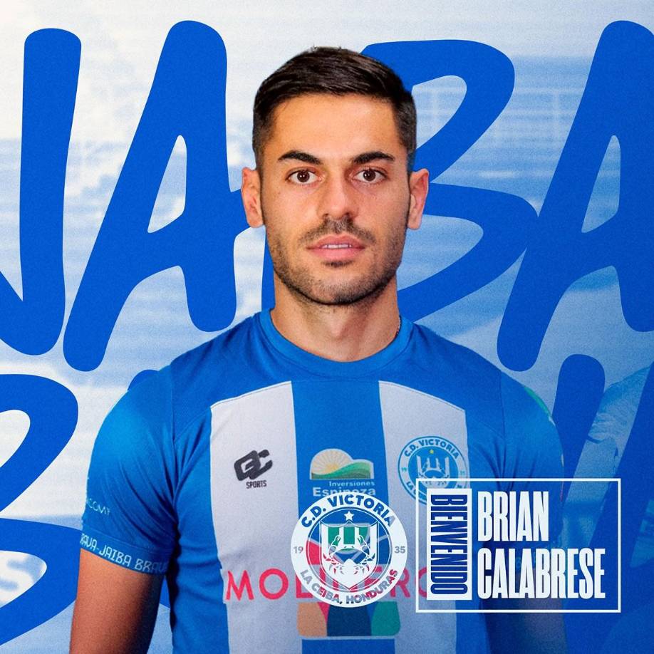 Brian Calabrese - El CD Victoria anunció el fichaje del delantero argentino. Tiene 27 años de edad y llega procedente del AD Cantolao de la primera división de Perú. El nacido en Santa Fe sumó dos goles en 14 partidos disputados.
