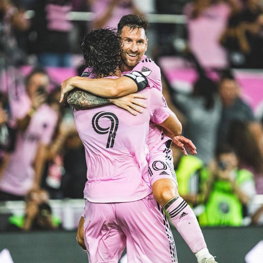 El patrimonio del argentino se estima en una cifra que supera los 500 millones de dólares y el círculo familiar de Campana casi dobla la cifra.