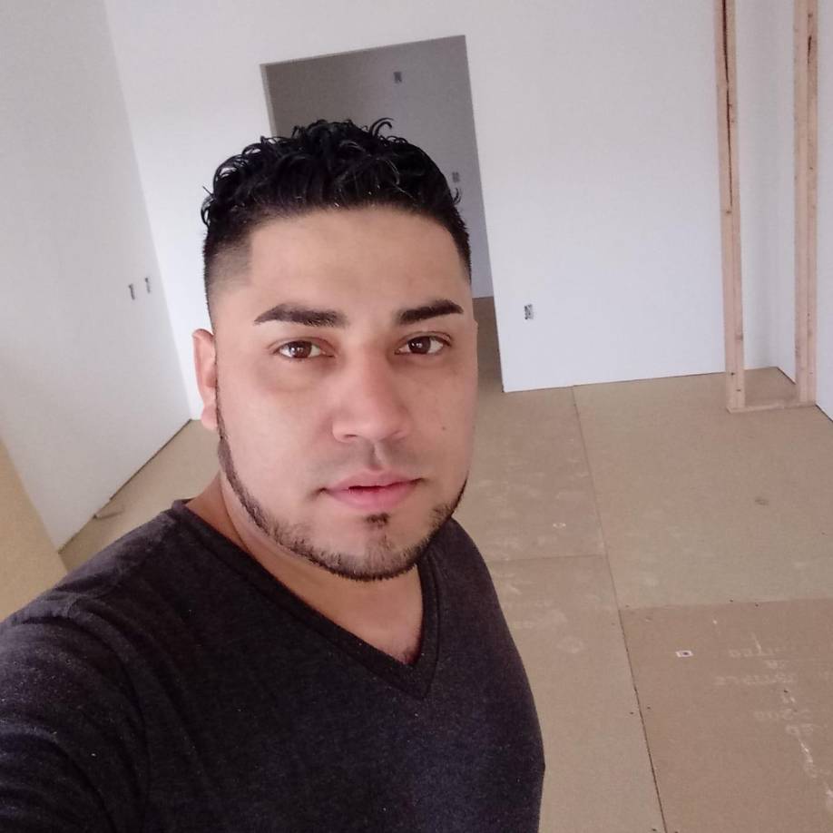 El conductor del GMC también salió con lesiones graves y fue trasladado a un centro hospitalario en donde se le da resguardo policial para deducir responsabilidad.