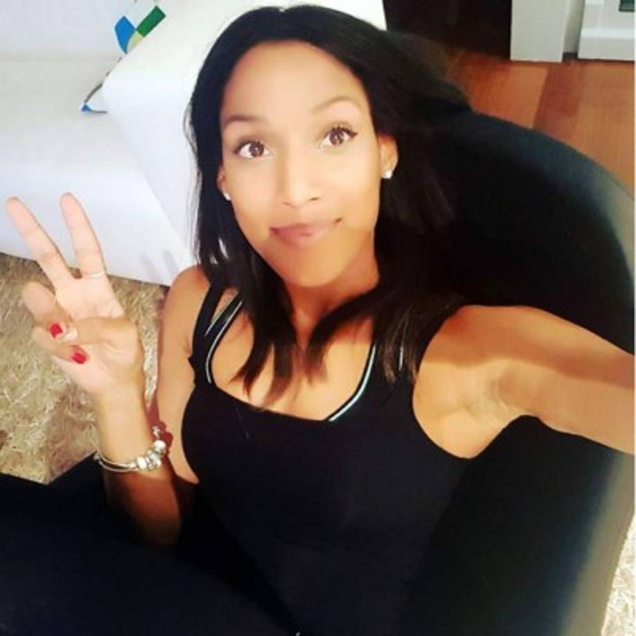 Es muy activa en sus redes sociales, en Instagram cuenta con más de 63 mil seguidores.