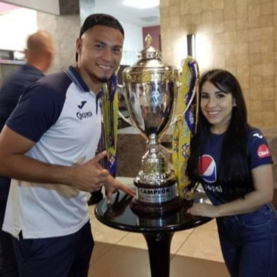 Marlon Licona: La esposa del portero del Motagua es Maybey Ramirez.