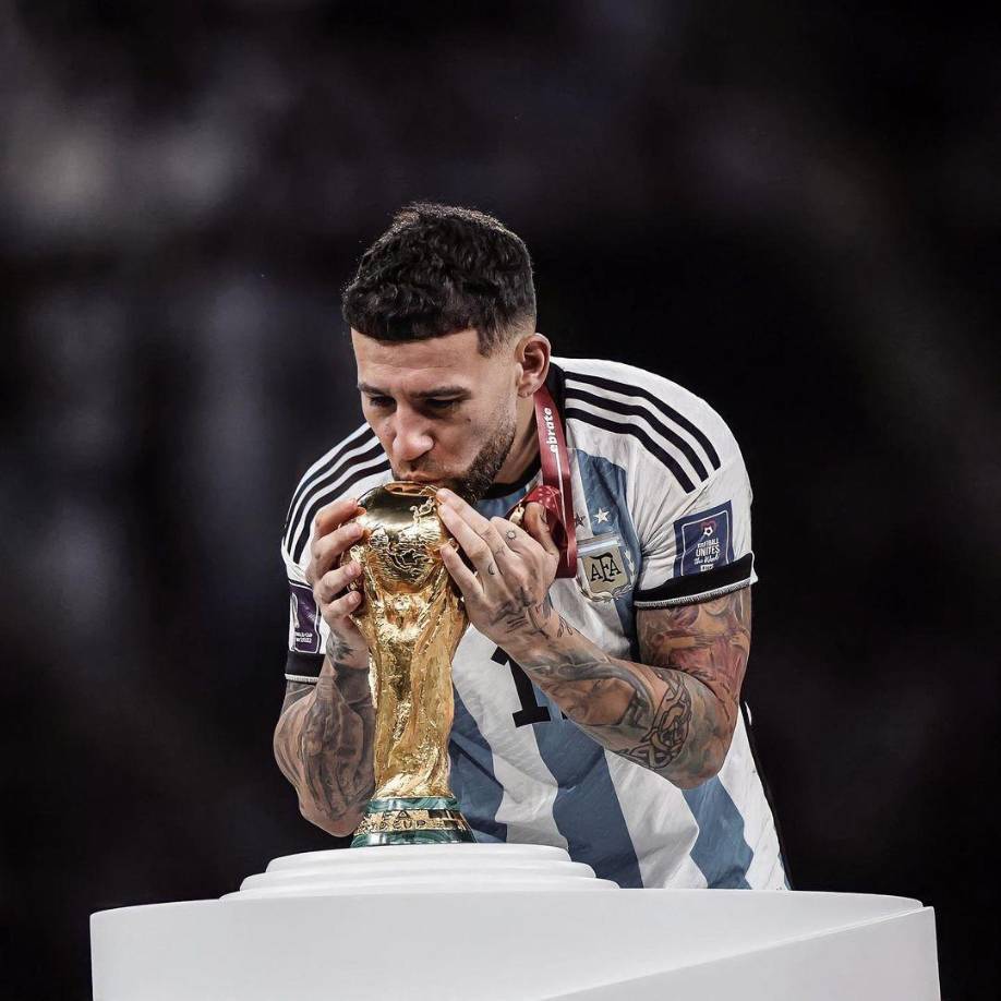 Otamendi se enteró que ella estaba embarazada cinco meses después, fue entonces cuando le pidió hacerse una prueba de ADN.