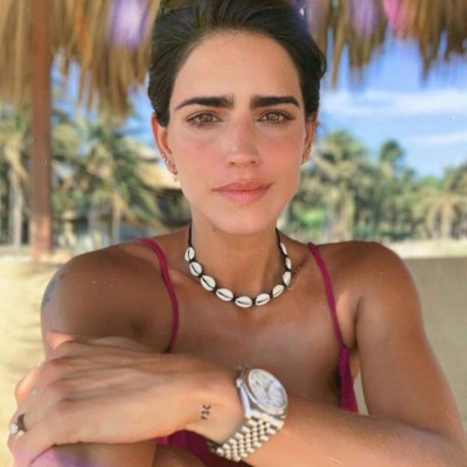 “El huracán dicen que viene fuertísimo, yo nunca en mi vida he vivido un huracán y es mi primera vez... estoy bien, yo confío en que va a pasar”, dijo la mexicana en sus redes.