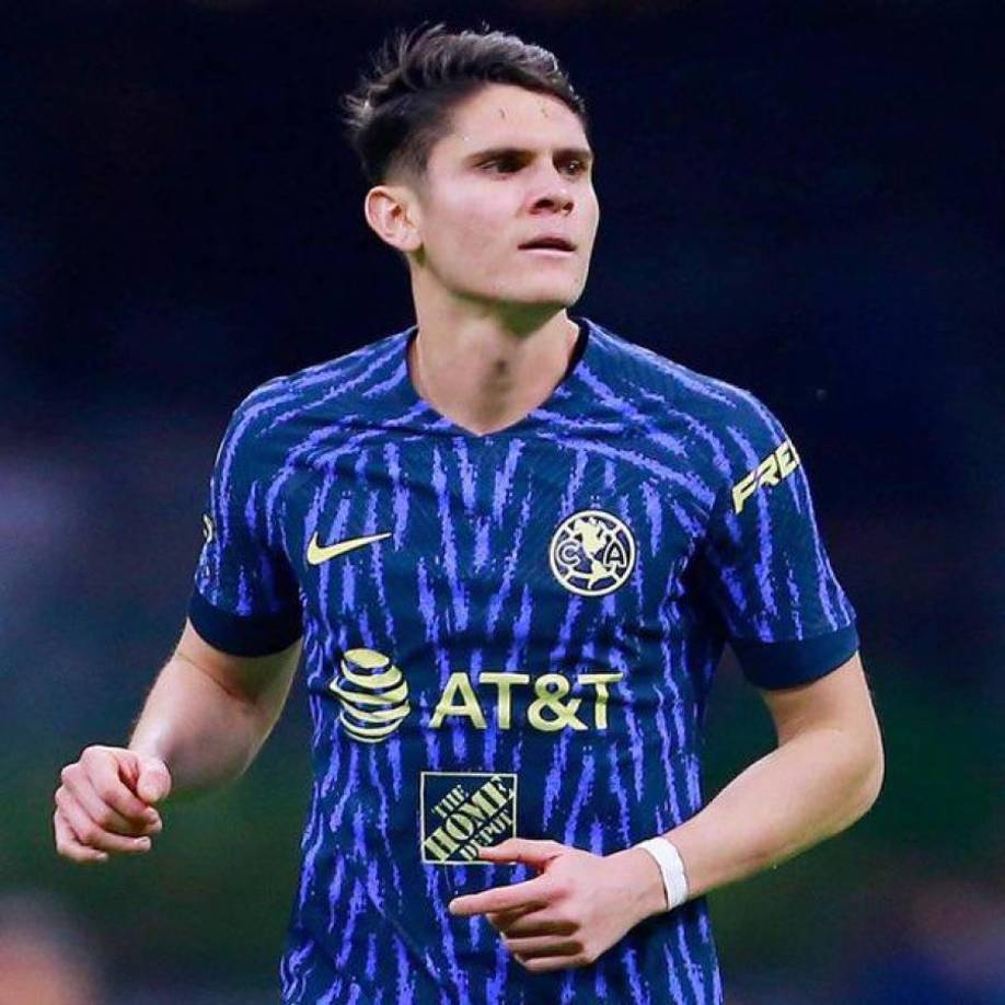 Reyes es el actual novio de Nailea Vidrio, jugadora mexicana y quien fue novia de Kevin tiempo atrás.