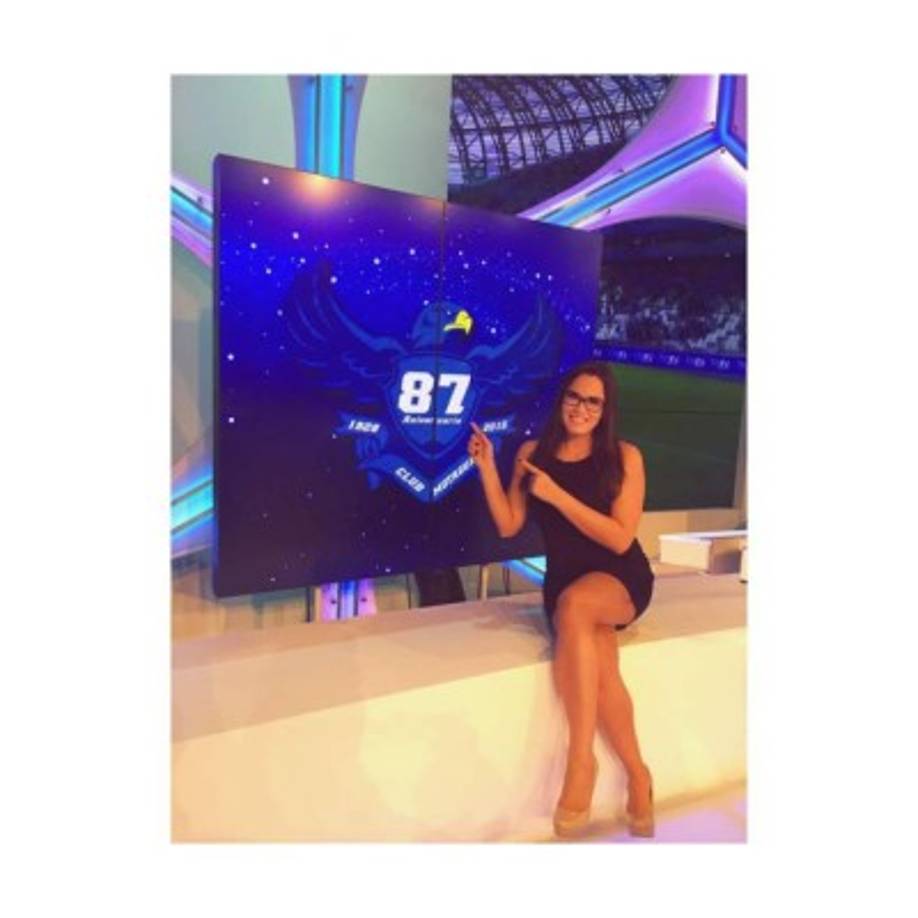 Carmen es motagüense al 100 por ciento. En la imagen mientras celebra los 87 años de fundación de su club.