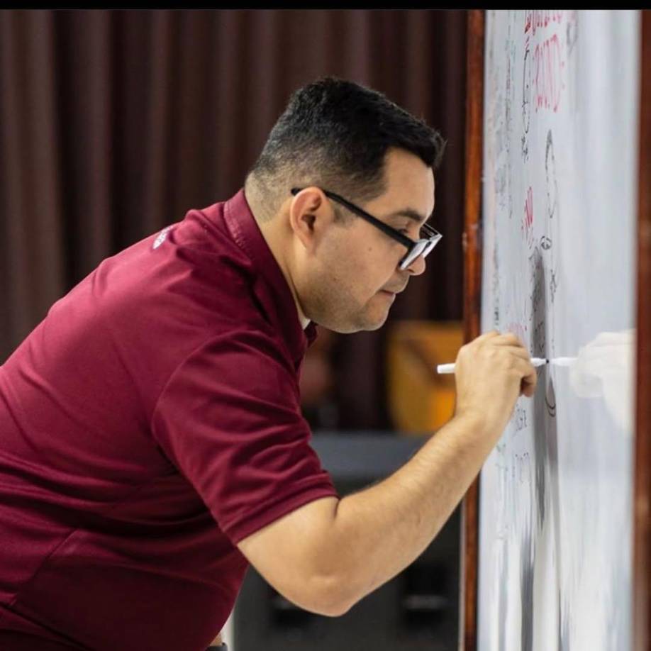 “¿Por qué te saliste de Radio Activa?”, le preguntaron a lo que él respondió “porque me movieron de una silla”, respondió.