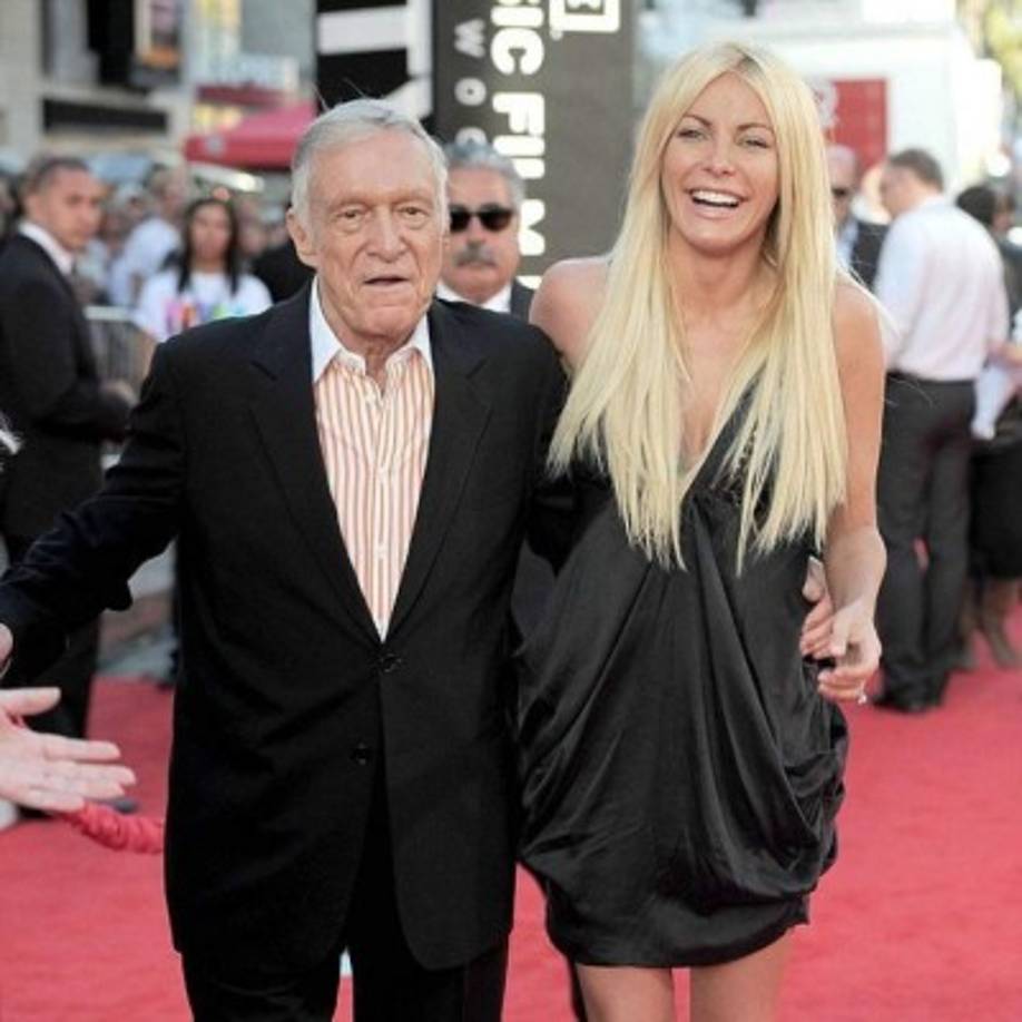 Después de su boda Hefner dijo a través de sus redes socilales que quería estar con Harris hasta su muerte.<br/><br/>Él escribió: 'La dramática diferencia de edad entre Crystal y yo no me importa realmente. Cualquier tiempo que me quedé, queremos pasarlo juntos.