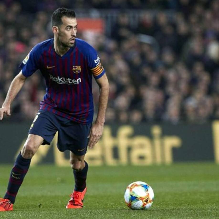 Sergio Busquets es un fijo en el centro del campo y no hay quien le saque de su puesto. Estará en el Bernabéu.