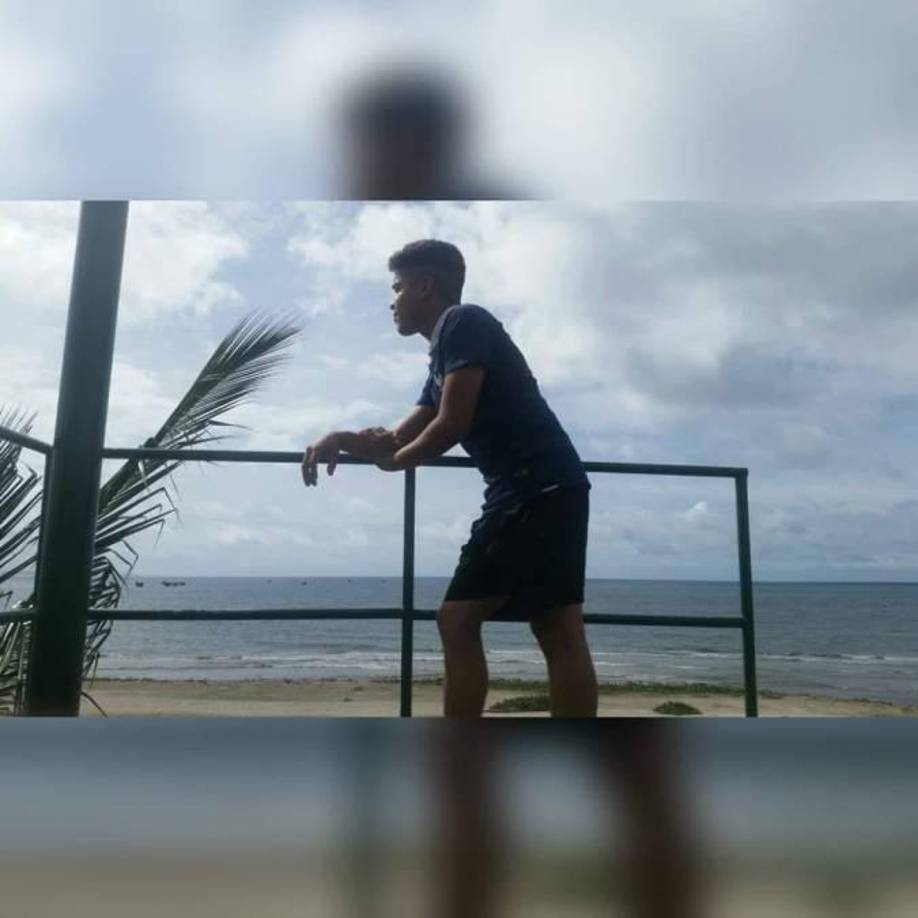 Los victimarios dejaron su cuerpo atado de pies y manos en un sector conocido como Las Anonas, a inmediaciones del segundo anillo de circunvalación de San Pedro Sula.