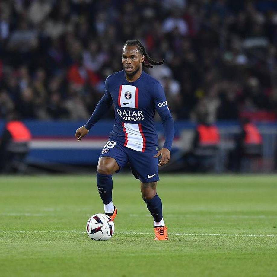 Informan en Italia que la Roma insiste en Renato Sanches. La cesión desde el PSG es cada vez más posible.
