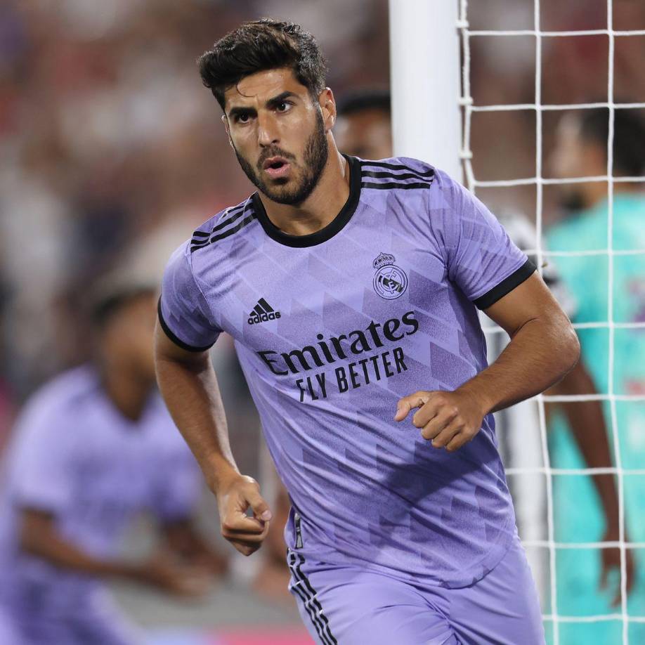Marco Asensio decide quedarse en el Real Madrid, según informan en el programa ‘El Chiringuito’ de Josep Pedrerol. “Creo que ha habido una charla con Ancelotti en el que la ha transmitido máxima confianza al jugador. Asensio ha ganado mucha confianza en las dos últimas semanas”, apuntó el periodista Alex Silvestre.