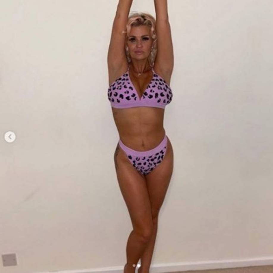 En su opinión, resulta muy injusto que actrices como Angelina Jolie o Nicole Kidman puedan desnudarse frente a las cámaras, sabiendo que sus escenas de pasión serán consideradas una forma de arte, y que a ella se la juzgue por compartir fotografías o vídeos con personas que están dispuestas a pagar alrededor de 25 dólares al mes por verla en ropa interior.