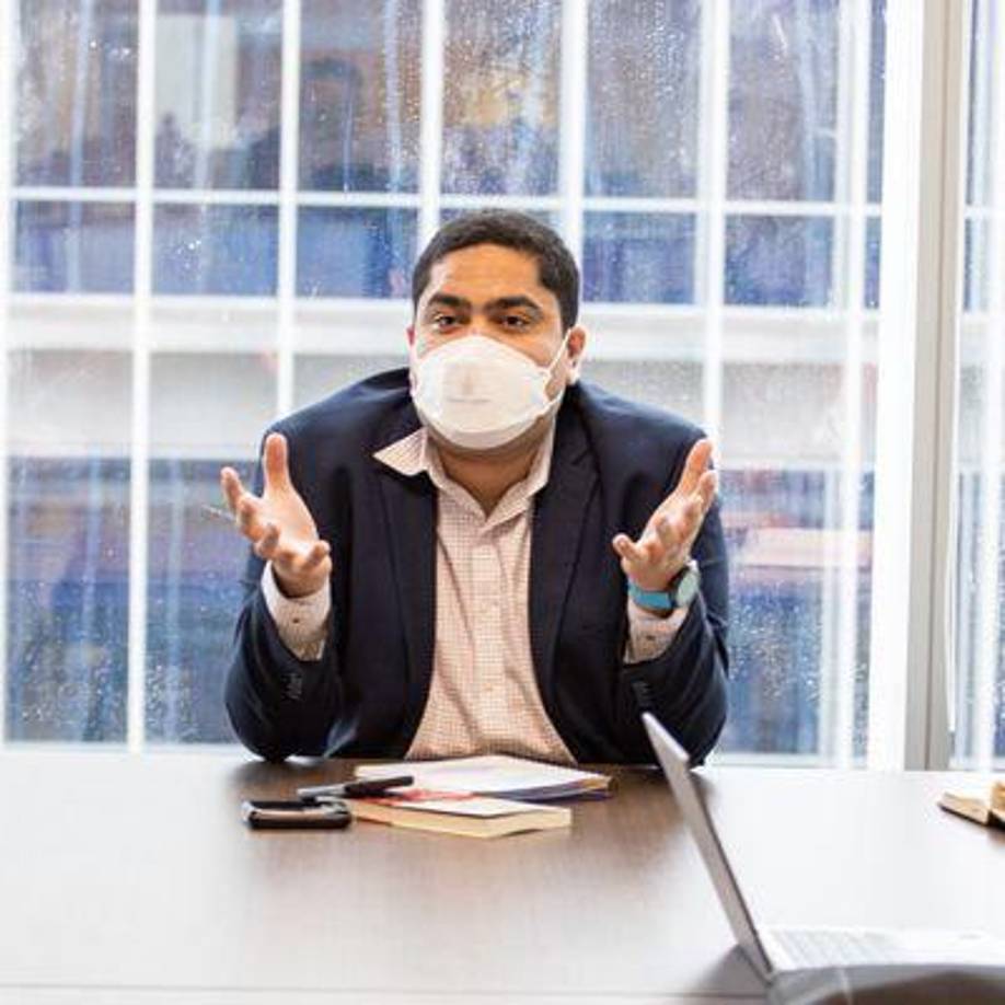 Cardona agregó que Ana García si tiene imagen para vencer en las elecciones primarias y que incluso sus hijas son la responsable de su imagen personal y de campaña.