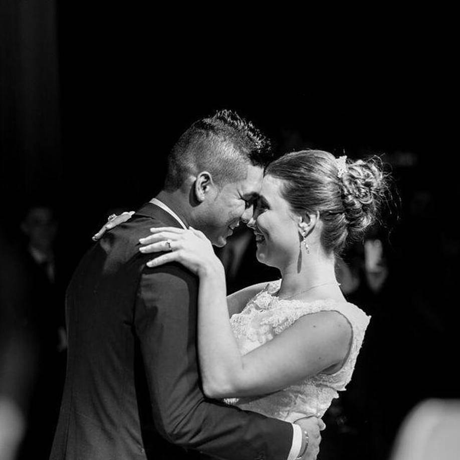 Luego de todo el escándalo que se generó por la noticia de la presunta aventura de Casemiro con la modelo, Anna Mariana, su esposa, rompió el silencio y dejó un mensaje en sus redes sociales.