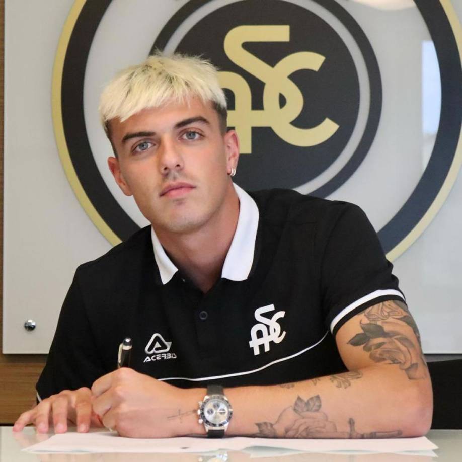 Daniel Maldini, hijo del mítico Paolo Maldini, sale del AC Milan y firma a préstamo por el Spezia por una sola temporada. El centrocampista de 20 años tiene la oportunidad de seguir mostrándose en la élite italiana.