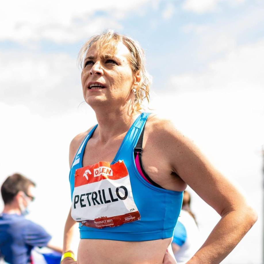 Valentina Petrillo, la velocista que está rompiendo récords, fue denunciada hace meses por varias atletas, ya que consideraron que su rival tenía “superioridad física”.