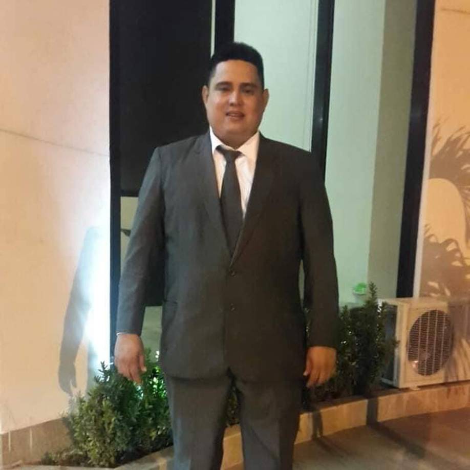 La policía llegó al sitio y acordonó la escena. No se han reportado capturas relacionadas con este crimen. 