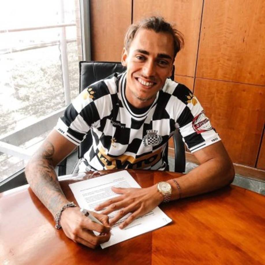 Ricardo Mangas: Lateral por la banda izquierda que se unió al Boavista. Llega procedente del Aves y fue formado por el Benfica.