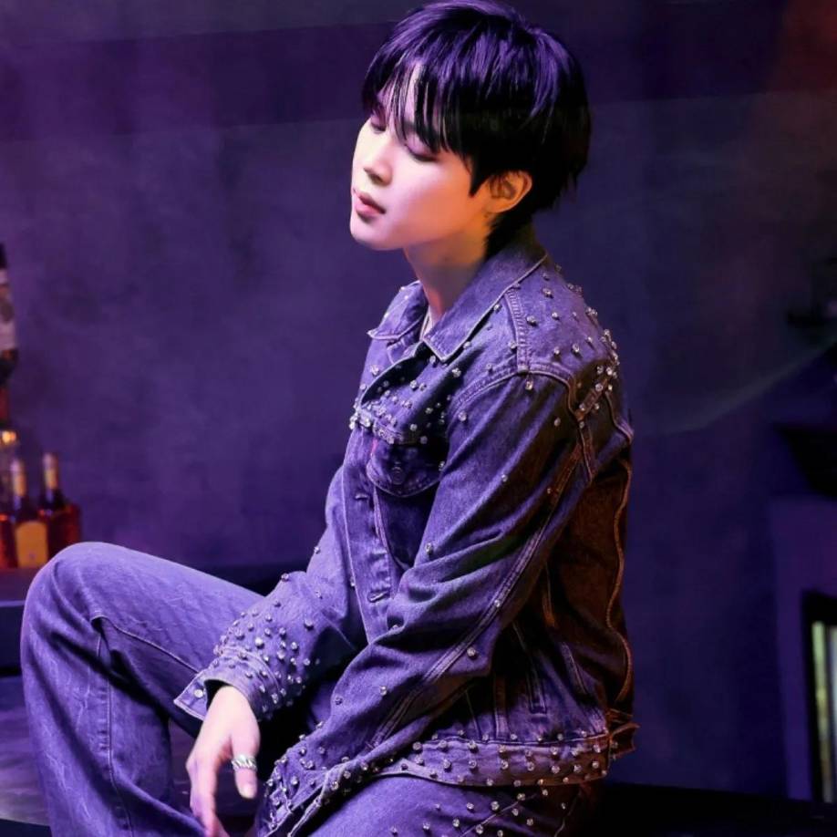 El primer álbum en solitario de Jimin, ‘FACE’, exploraba su verdadera identidad, y ‘Muse’ continúa esta historia, profundizando en su proceso artístico. La expectación por este nuevo lanzamiento es enorme, y se espera que sea otro gran éxito en la carrera de Jimin como solista.