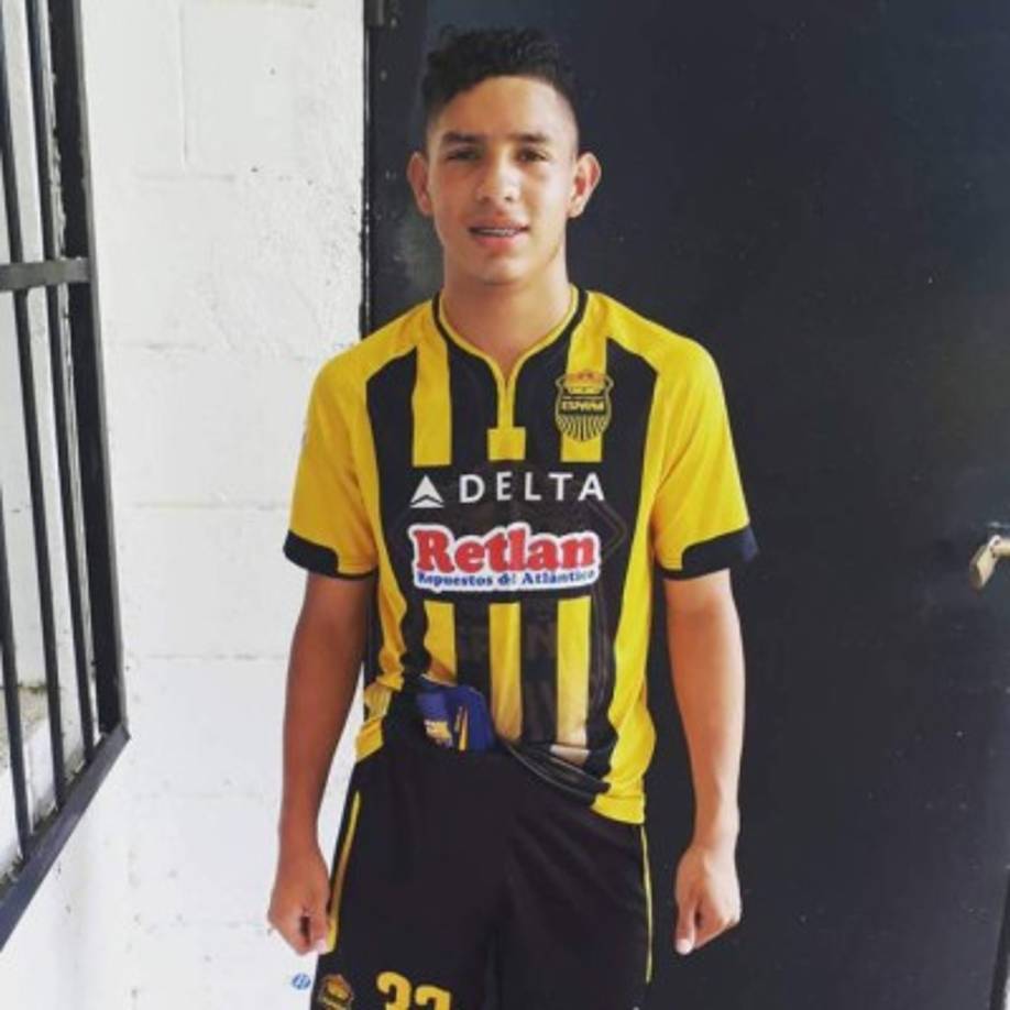 Orbin Cabrera es hijo del 'Pato' Cabrera (QDDG). Milita en las reservas del Real España y ya le ha dedicado goles y títulos a su padre.