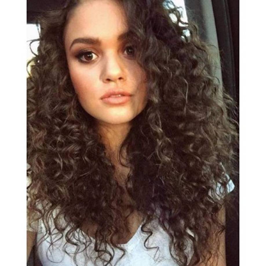 Peyton conserva el mismo rostro ingenuo y dulce de hace siete años.