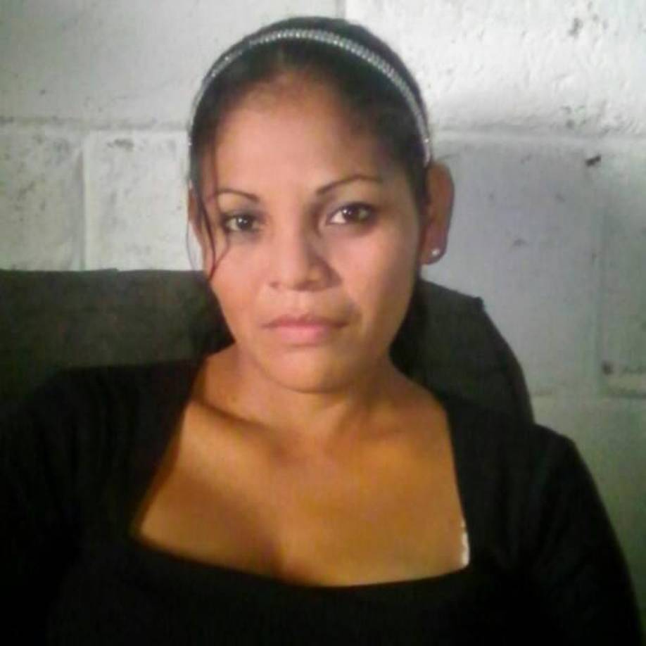 ”Ella andaba haciendo un mandado con el niño cuando sucedió la tragedia”, confirmó a Diario La Prensa un familiar de la infortunada dama.