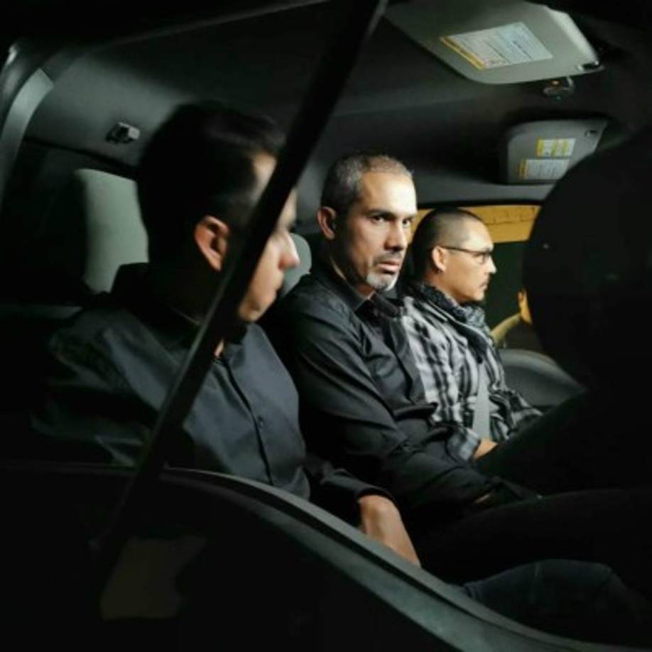 Navarro también participó en producciones de talla internacional. Salió en 'Monarca', la serie producida por Netflix que se estrenó en 2019, el actor personificó a otro policía, de apellido Vela.