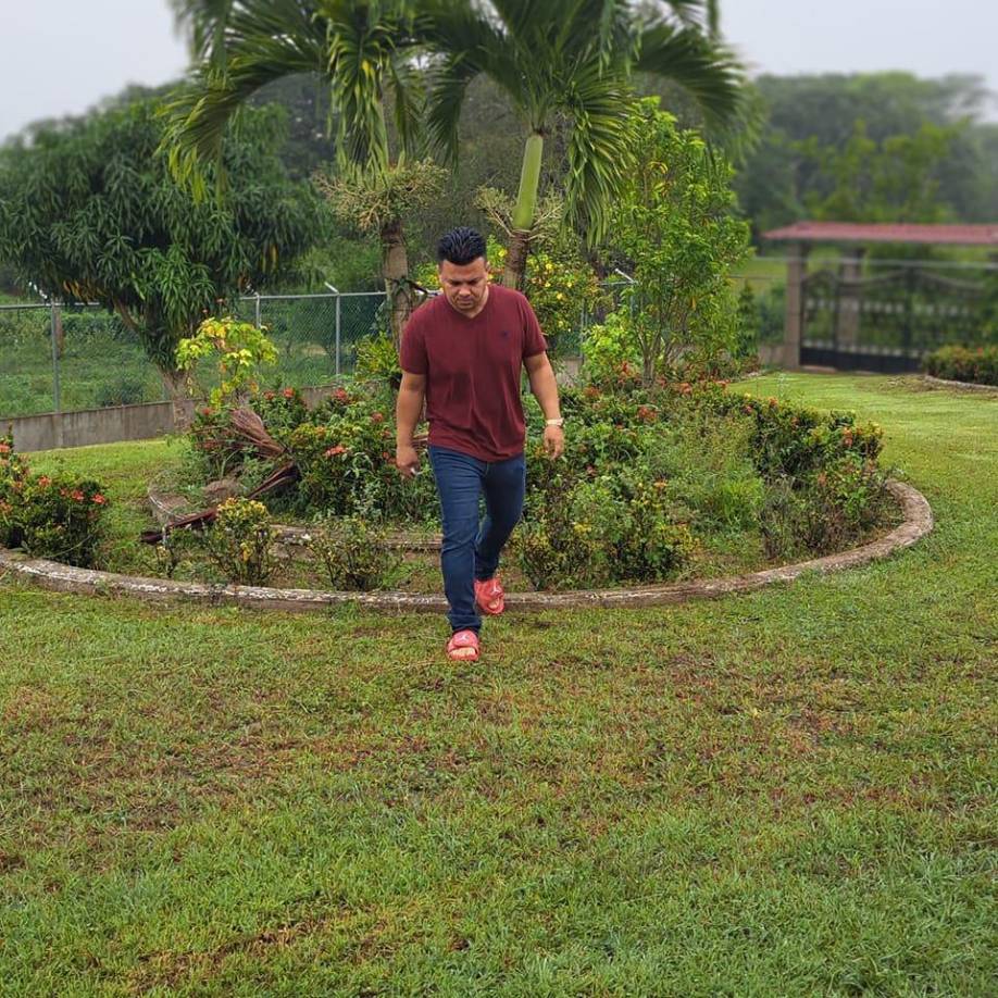 El accidente se registró en la carretera CA-13 a la altura de la colonia Quebrada Seca.