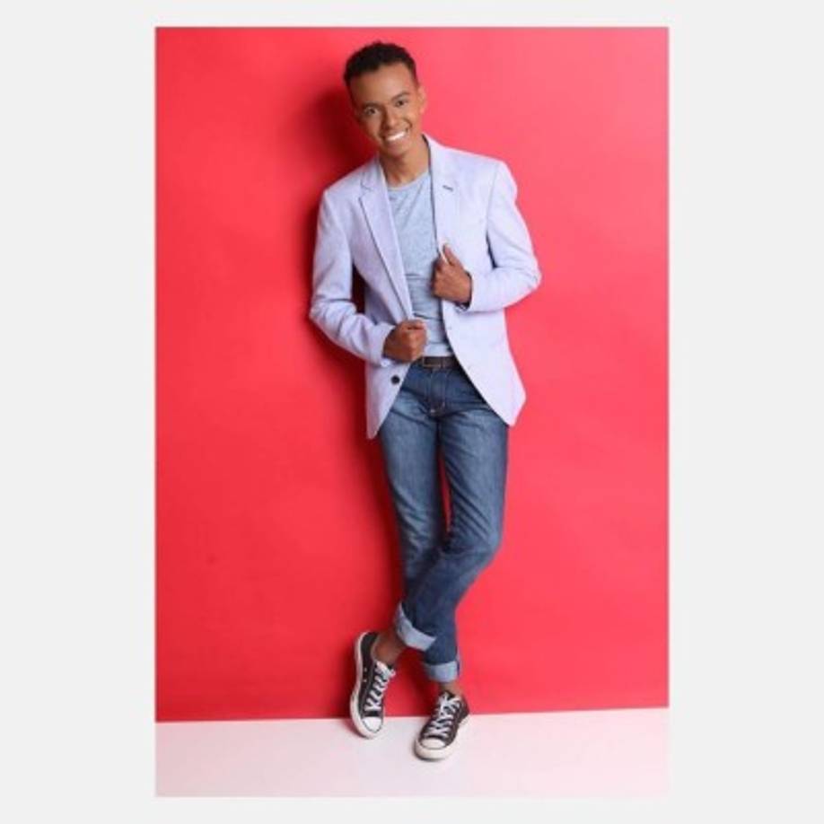 Según los usuarios de redes sociales Jotta A (Brasil 1997) hizo referencia a su orientación sexual con una publicación hecha el 29 de abril en su cuenta verificada de Instagram, en donde agradece a Dios por “quitarle el miedo a ser feliz”, y las cargas que le “impedían amar y ser amado”.