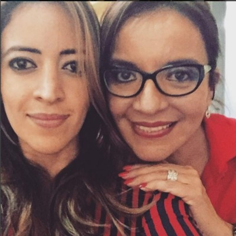 Zelaya se unió a la campaña de su madre en noviembre de 2016.