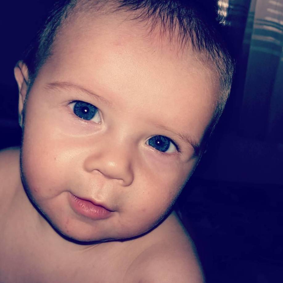 Cuando la Policía llegó al lugar había un televisor tirado en la cama y la ropa revuelta. Se trataba de una escena preparada, confirmó la investigación.