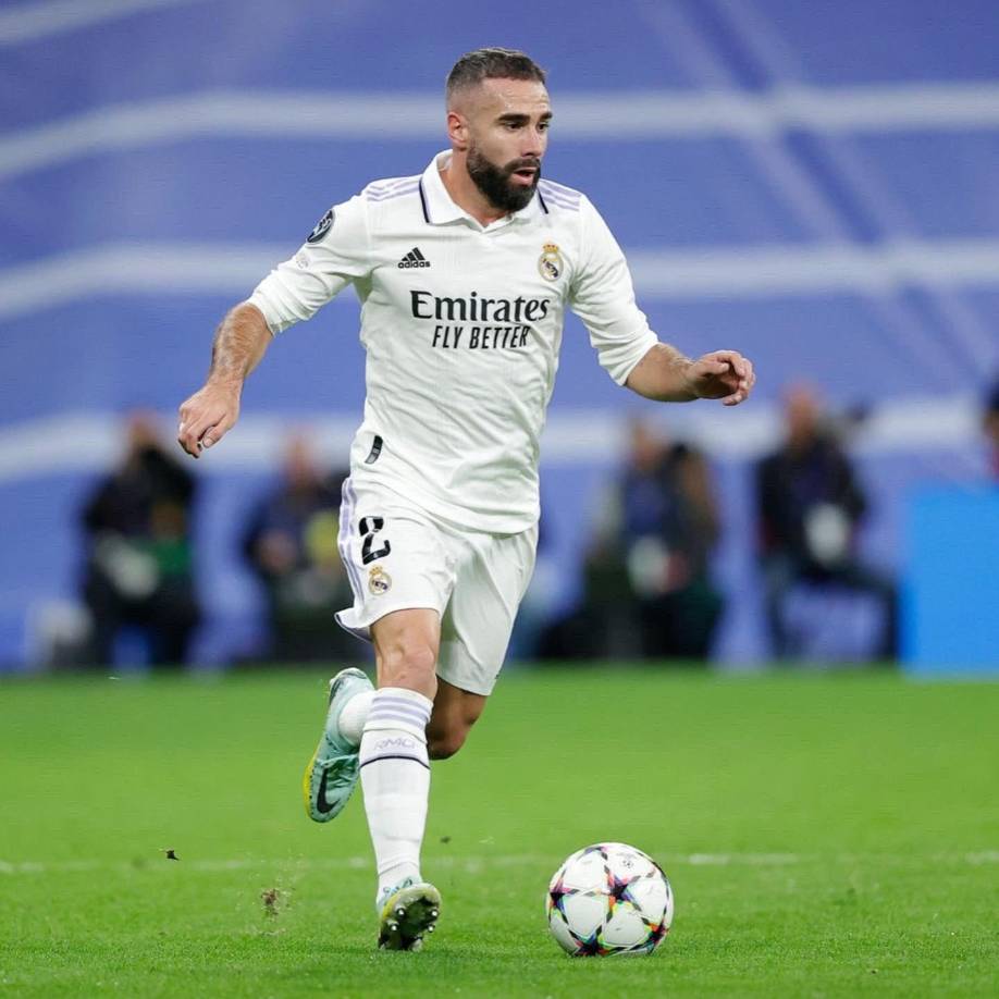 Lateral derecho: Dani Carvajal.