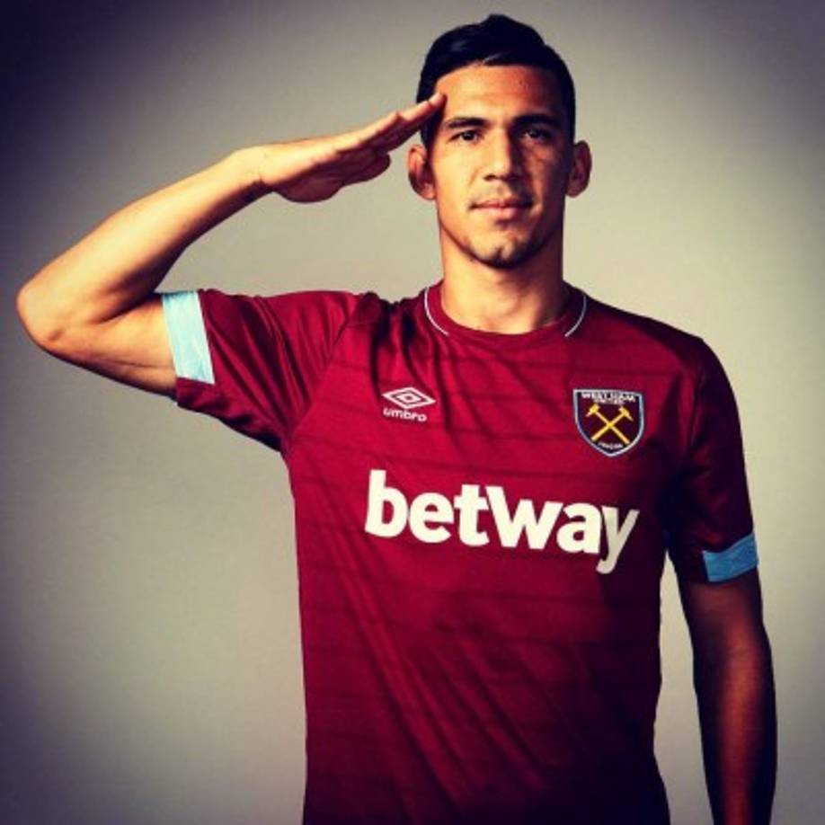 El West Ham United ha firmado al defensa paraguayo del Corinthians, Fabian Balbuena. El club de la Premier League y el futbolista han alcanzado un acuerdo por los tres próximos años.