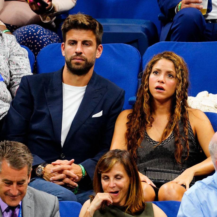 Las periodistas Laura Fa y Lorena Vázquez revelan que Shakira ha tomado una drástica decisión que afecta a todo el clan familiar en Barcelona.