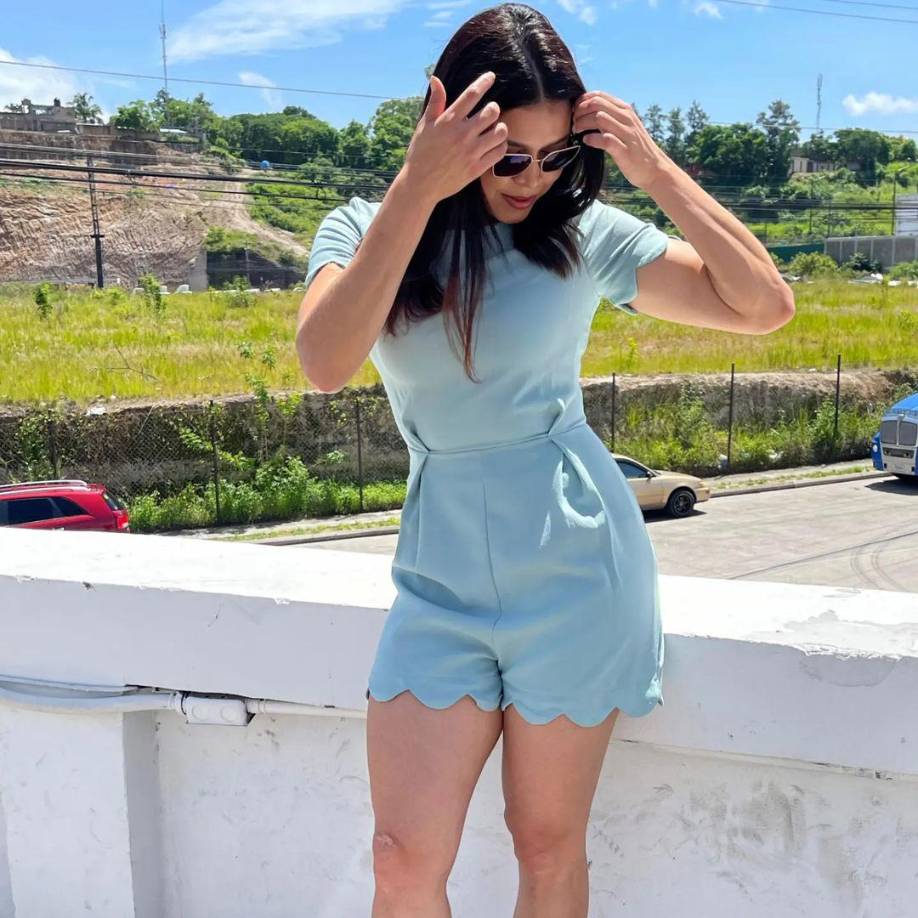 ”La cena que hice ayer la hice muy temprano, antes de presentar Deportes, y lo único que comí fue tocino, entonces no sé si el tocino como es cerdo me hizo daño”, terminó de responder Nohelia. 